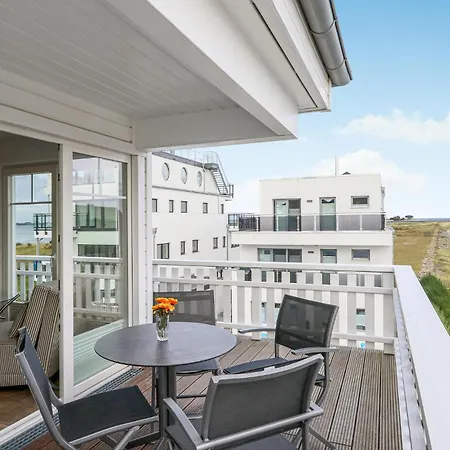 Weisse Strandvilla 61d Semesterbostad *
